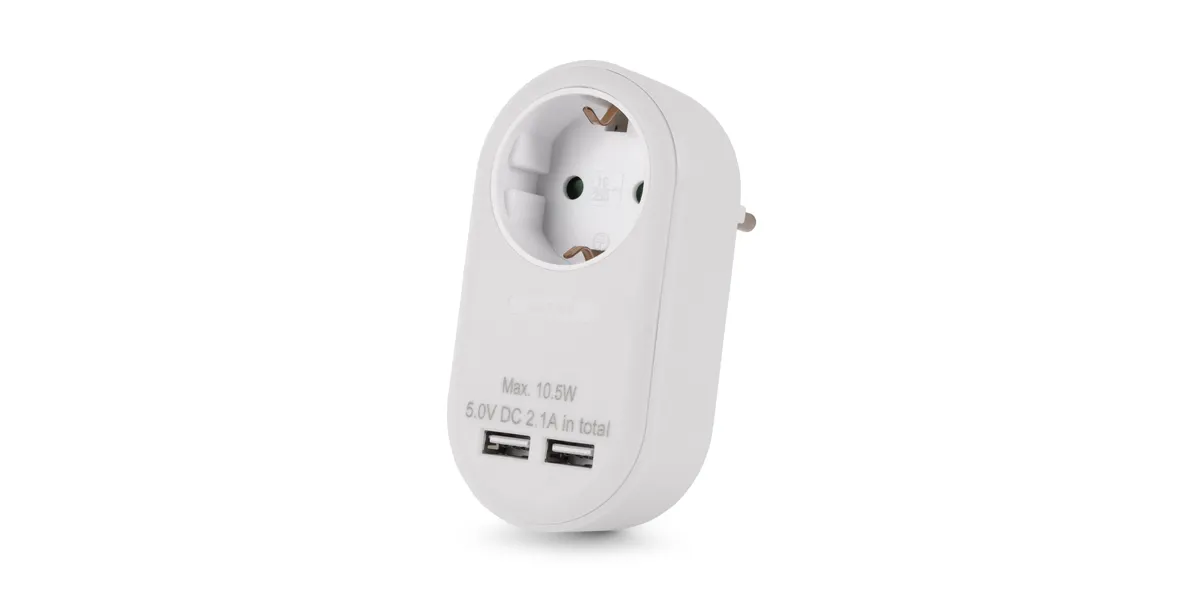 Steckdosenadapter + 2x USB-A weiß