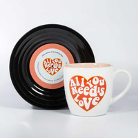 ThumbsUp! | Keramik-Tasse  „All you need is love“ | 270ml