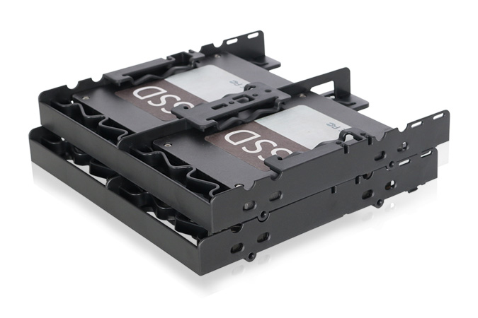 Icy Dock Flex-Fit Quattro MB344SP - Gehäuse für Speicherlaufwerke - 2.5" (6.4 cm)